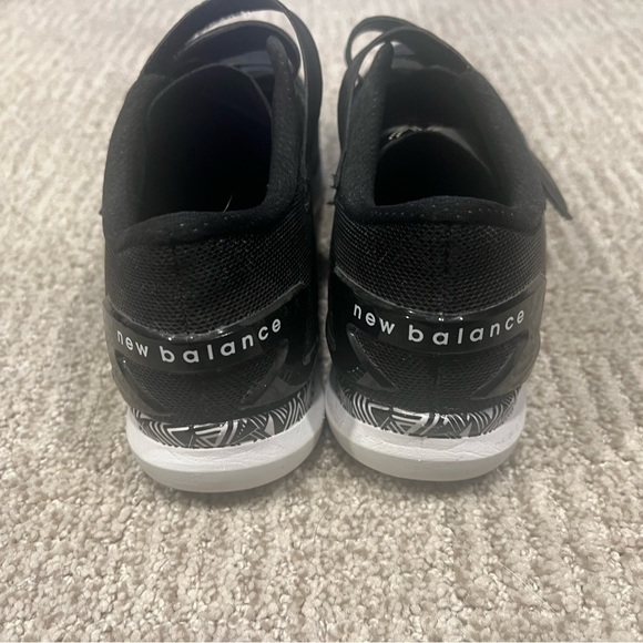 Women’s New Balance Spin Shoes - Picture 4 of 4
